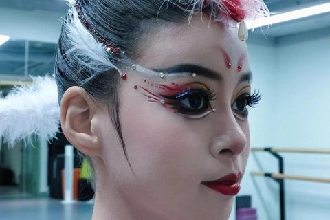 星光妆容大挑战:明星化妆师模拟赛_璀璨造型由你定义 星光妆容大挑战:明星化妆师模拟赛_璀璨造型由你定义