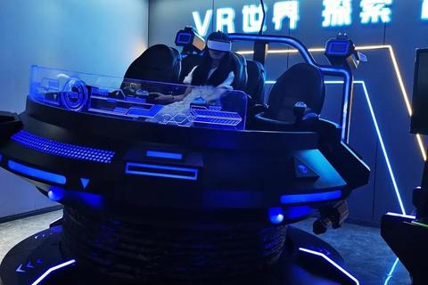 虚拟世界入口：沉浸式游戏室体验与多维互动空间