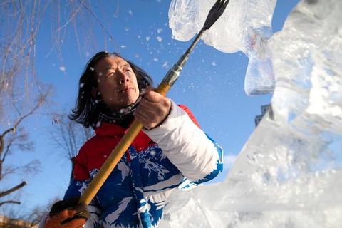 冰雪智慧传承_爱斯基摩人传统游戏的极地生存挑战 冰雪智慧传承_爱斯基摩人传统游戏的极地生存挑战
