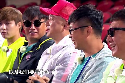撕衣谜局破解者：衣装对决与智谋交锋的极限挑战
