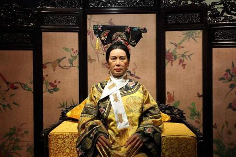 慈禧在哪里垂帘听政引发的历史疑问与权威地点解析