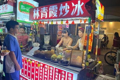 夜市烟火：大排档经营模拟与美食烹饪之旅