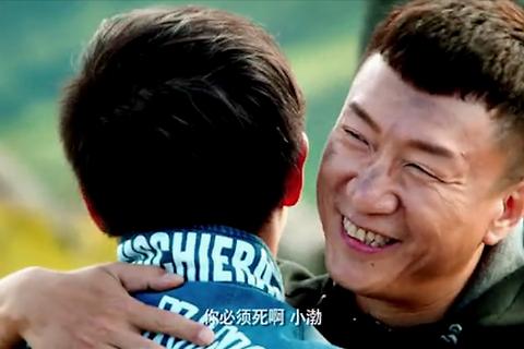 抢瓶大战：速度与策略的巅峰对决_团队协作极限挑战