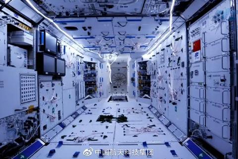 空间站紧急逃生指南全流程解析与十大关键生存技巧揭秘