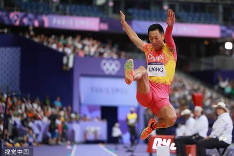 飞跃巅峰极限挑战_跳远王者争霸赛-突破最远记录