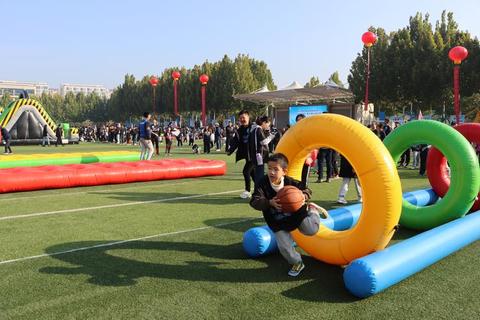 趣味户外挑战赛_团队协作大比拼-亲子互动闯关游戏乐翻天