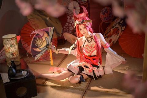 烈焰红莲舞动乾坤-不知火舞cosplay全解析从服饰到动作神还原攻略指南