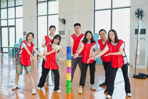 合力筑塔大挑战_携手共闯团结关卡
