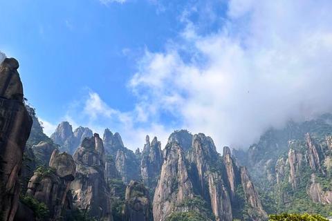 三清山日出最佳观赏攻略：晨光拍摄地点与徒步路线全指南