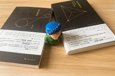 自然法则：生存角逐与进化博弈的物竞天择战场