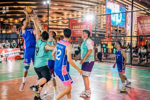 篮球荣耀:3V3全明星激斗场_指尖技巧与团队热血对决