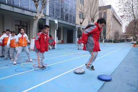 阳光运动·小学趣味体育游戏创新设计及课堂互动实践 阳光运动·小学趣味体育游戏创新设计及课堂互动实践