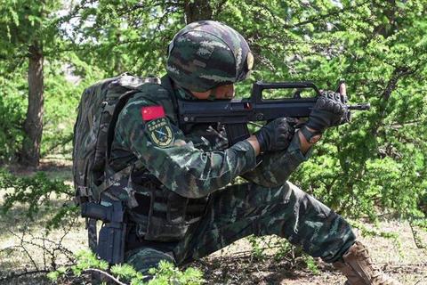 特种小游戏挑战-绝密任务战场：特战精英24小时极限闯关
