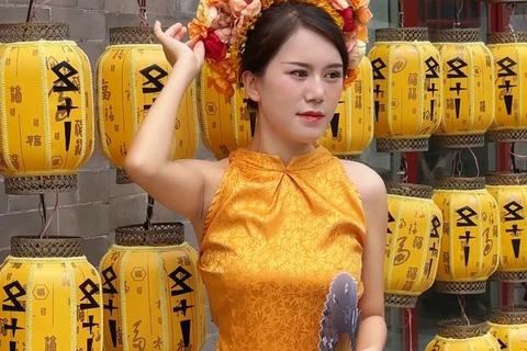 霓裳幻妆阁：创意换装挑战赛-解锁百变时尚造型之旅