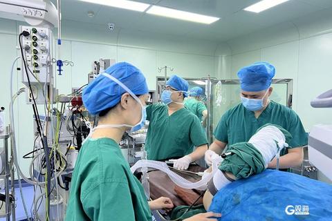 无影灯下的生死时速-沉浸式手术模拟游戏全体验