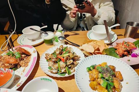 料理达人秀：虚拟厨房的味觉冒险之旅