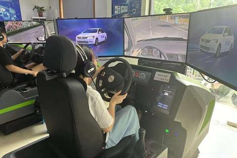 驾校模拟器_真实道路驾驶特训-从新手到高手的沉浸式学车体验