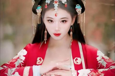 霓裳华章:锦绣衣妆录_古风换装绮梦游园 霓裳华章:锦绣衣妆录_古风换装绮梦游园