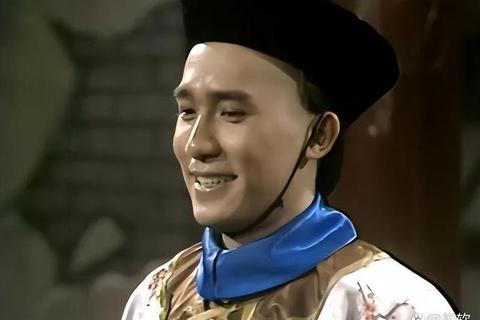 江湖风云录：韦小宝的权谋争霸与宝藏迷踪