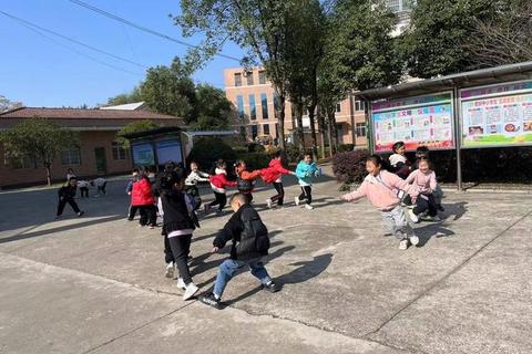 小学生趣味游戏合集:课间互动_课堂益智_亲子娱乐活动精选大全