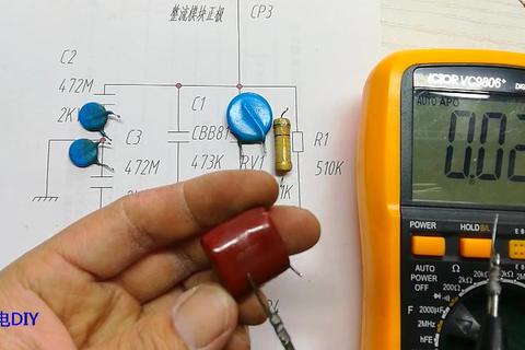 电容怎么测量易现误差？三步操作法确保结果精准可靠