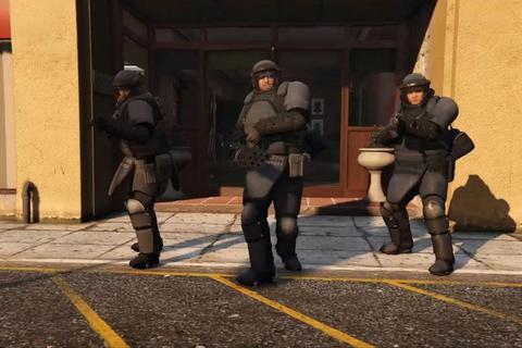 《GTA5全流程图文指南:任务技巧与隐藏要素详解》 《GTA5全流程图文指南:任务技巧与隐藏要素详解》