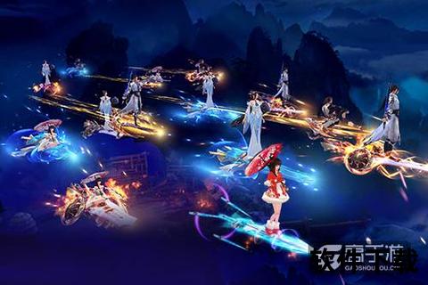 《激燃联机对战手游:智谋狂想炫酷对决引爆策略风暴》