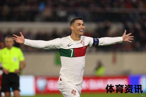 C罗场上位置解析：从边锋到中锋的战术定位演变与角色适配