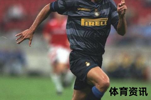大罗为什么难以超越：足坛传奇的技术奥秘与时代印记